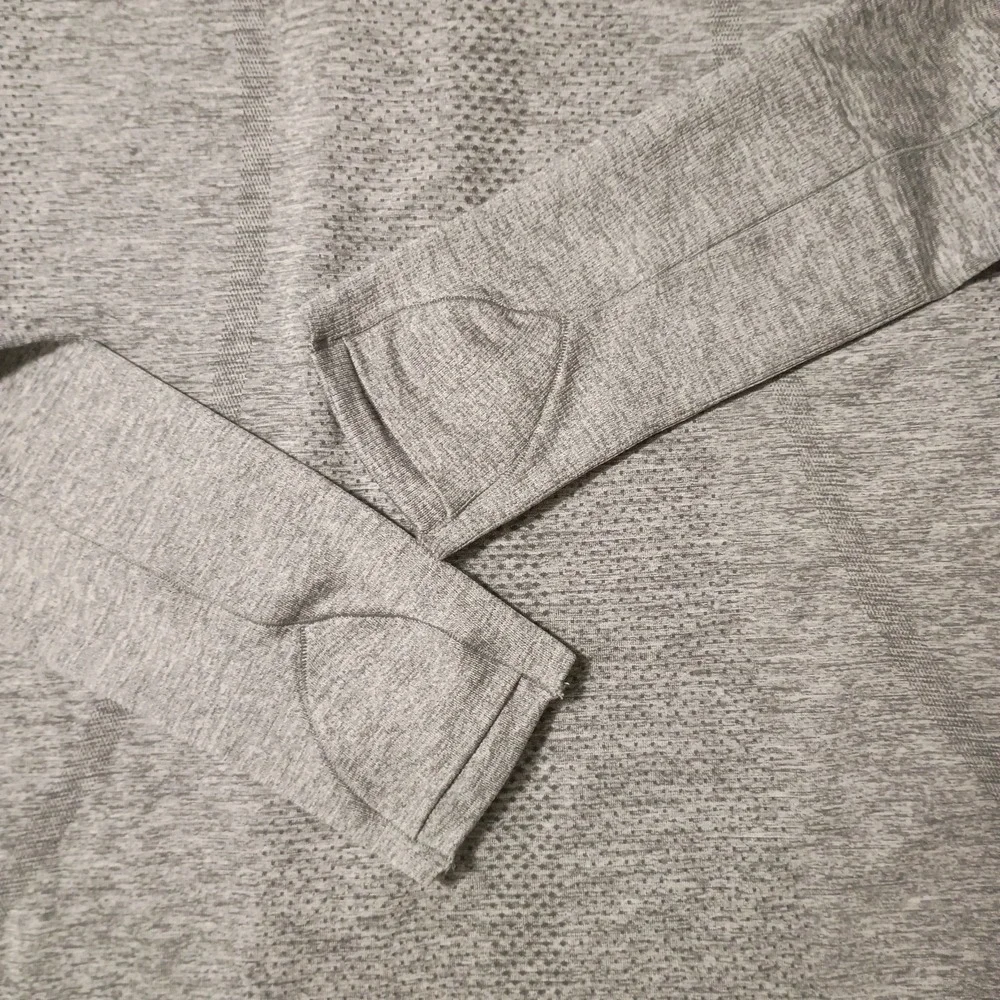 Womens Lululemon Swiftly Tech Long Sleeve Shirt Size 6 Grey